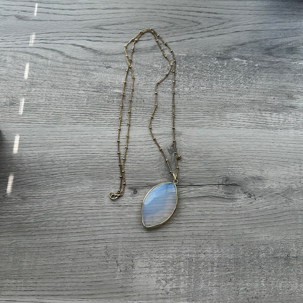 Long necklace with jewel ✨